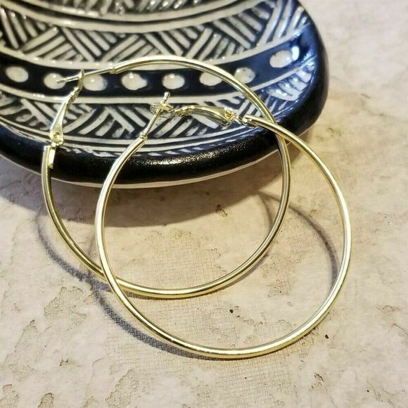 Sleek Gold Tone Large Hoop Earrings 50mm 2" Leverback Dangle Minimalist Classic - Picture 1 of 6